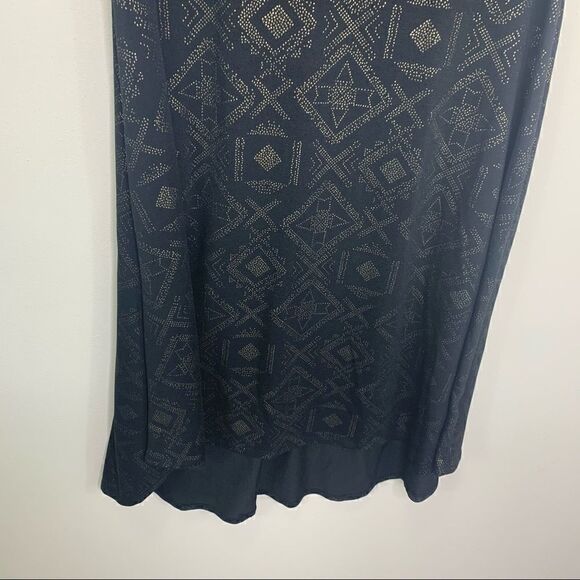 LuLaRoe elegant black gold Carly XS (E1) - Picture 3 of 8